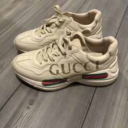 Gucci Great Condition 