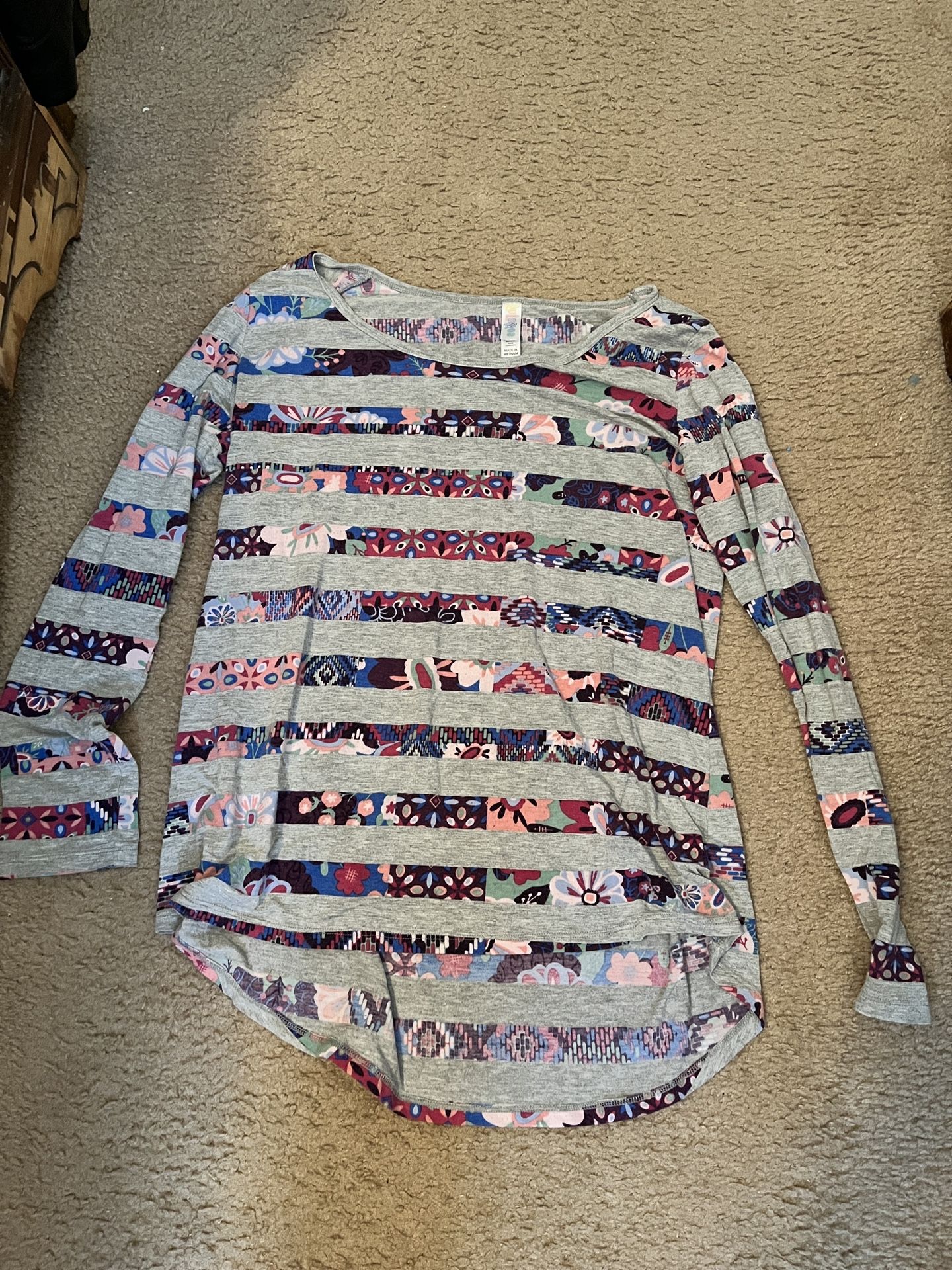 LulaROE Shirt