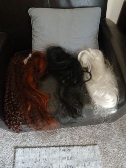 WIGS "TOP QUILITY" 2 Maybelline Greatlash & Avon JOYFUL.
