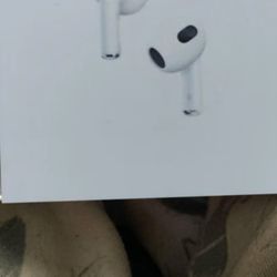 Airpods With MagSafe Charging Case