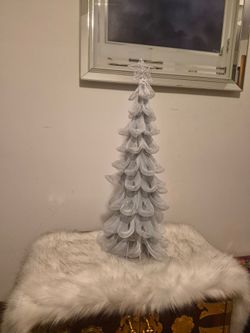 Silver glitter mash tabletop christmas tree