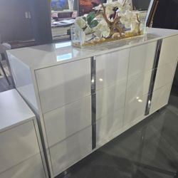 60” DRESSER WHITE GLOSSY