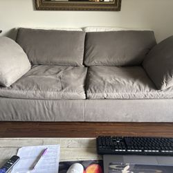 Like New Couch