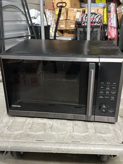 Toshiba Air Fry Microwave Oven