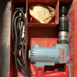 Hilti Te-17 Hammer Drill 