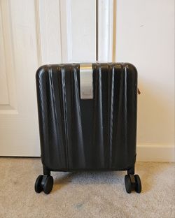 14" Underseat Personal Item Suitcase
