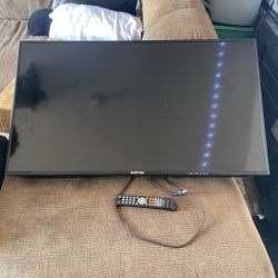 38 inch tv (READ DESCRIPTION)