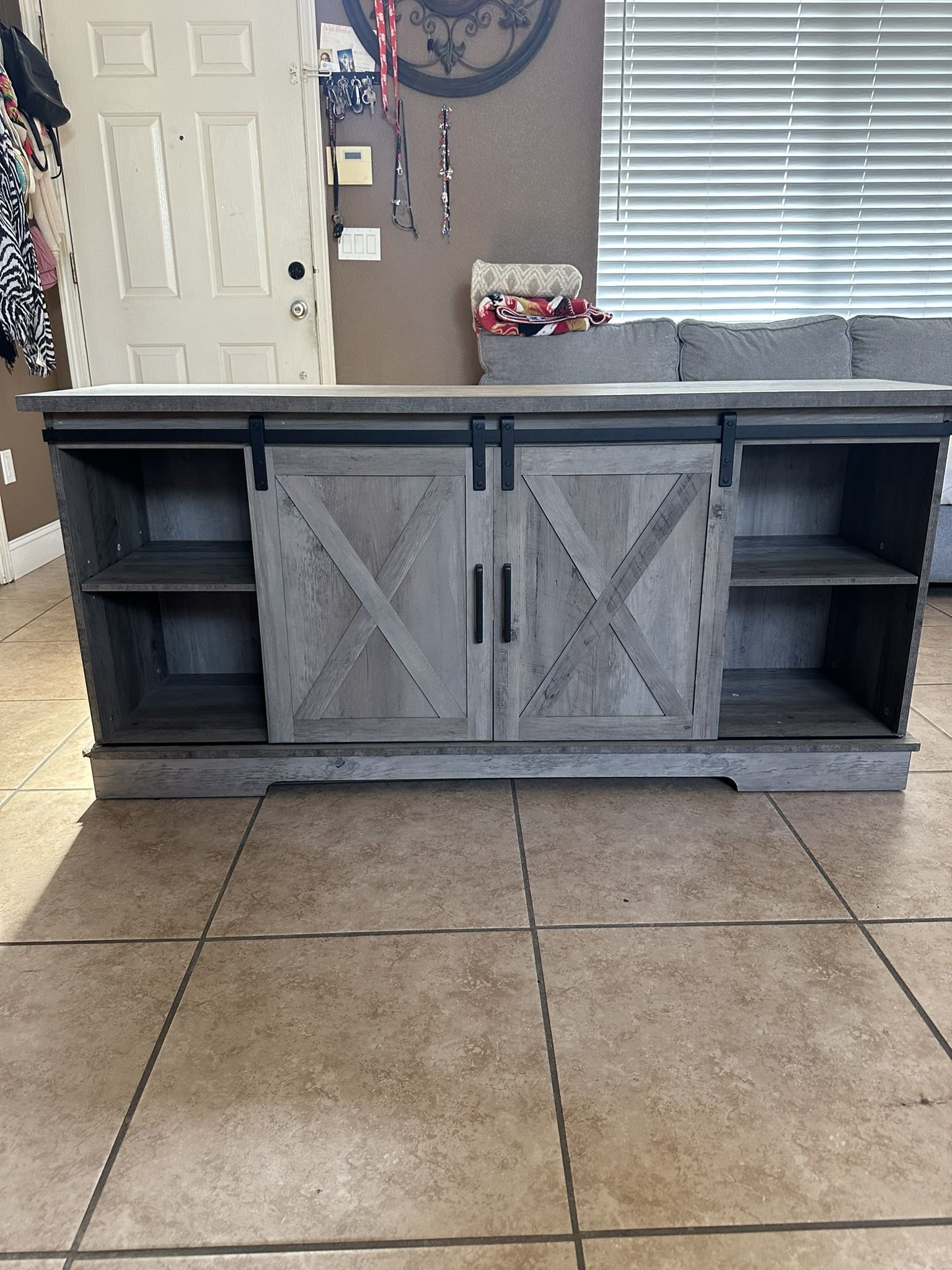 Tv Stand For 65 Inch Tv With Small Damage