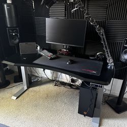 Electronic Height Adjustable Desk