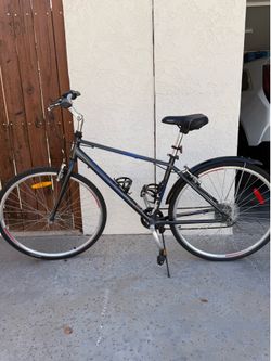 Men’s Infinity Boss One Hybrid/Comfort Bike