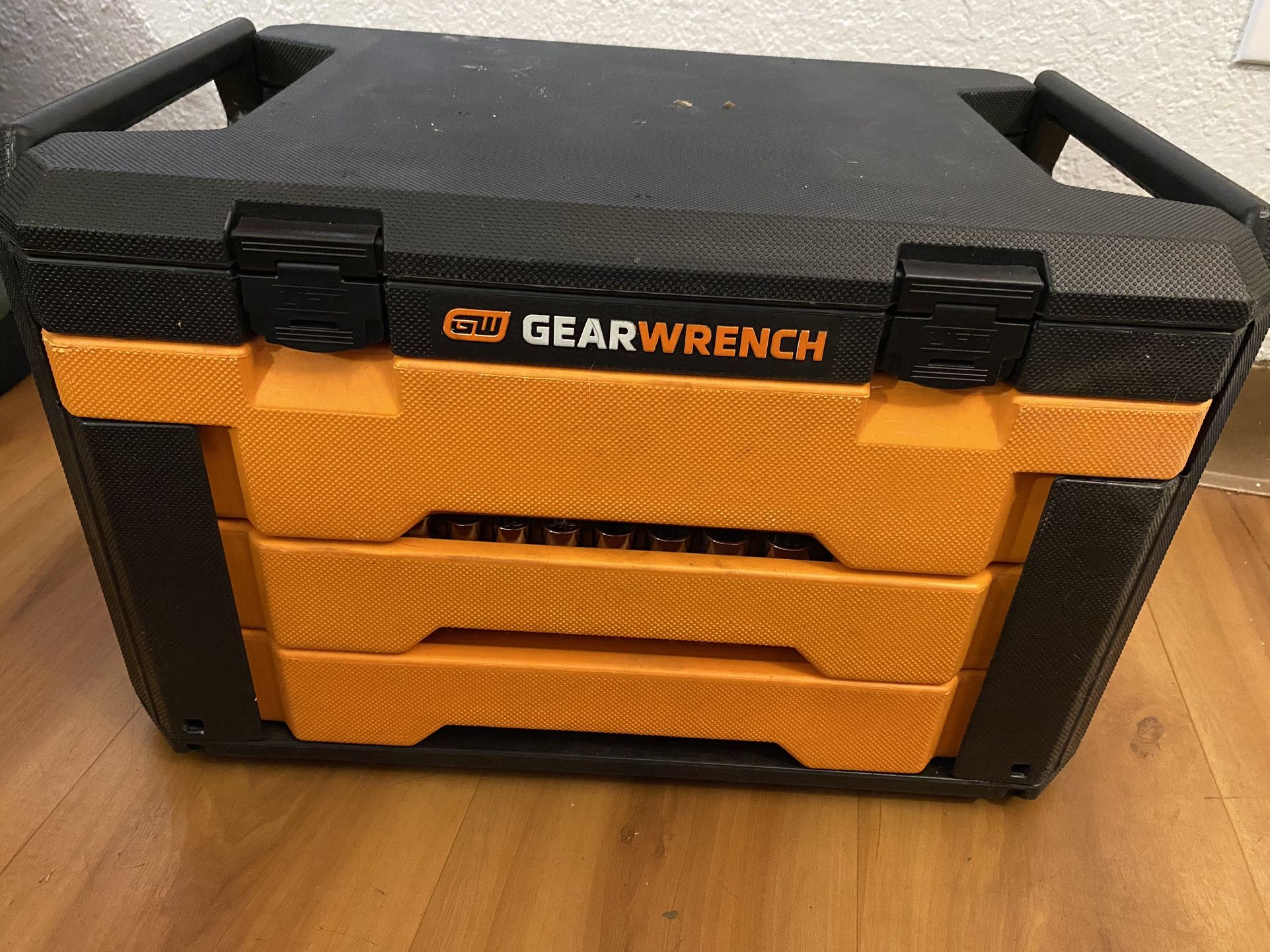 GEARWRENCH Tool Box Set 