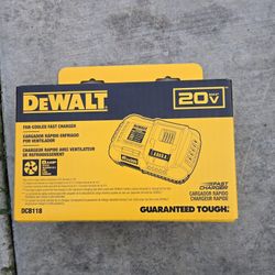 Dewalt 20v Fast Charger Brand New 