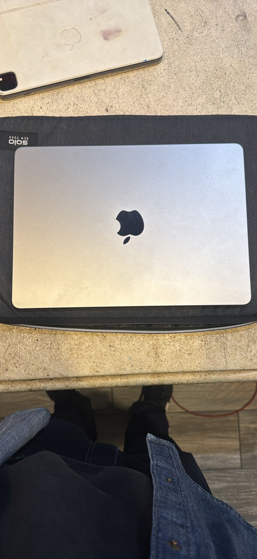 MacBook Air M3 2023 