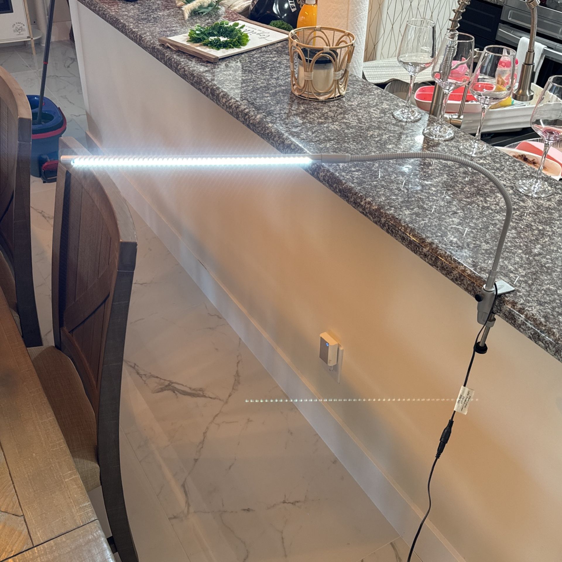 Flexible LED Table Lamp