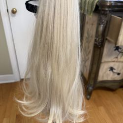 WIG/ Versatile Vicky   