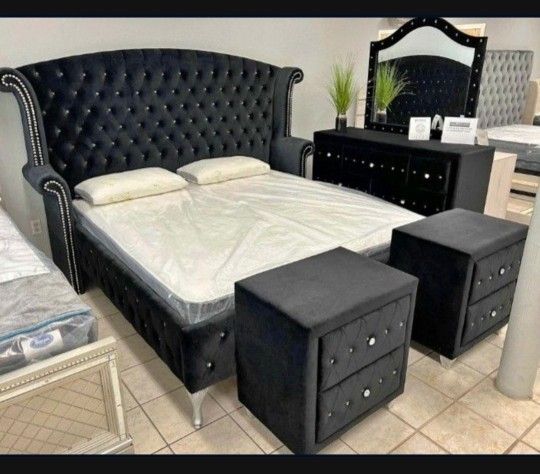 Bedroom Set 4 Pcs Black Bed Set NEW