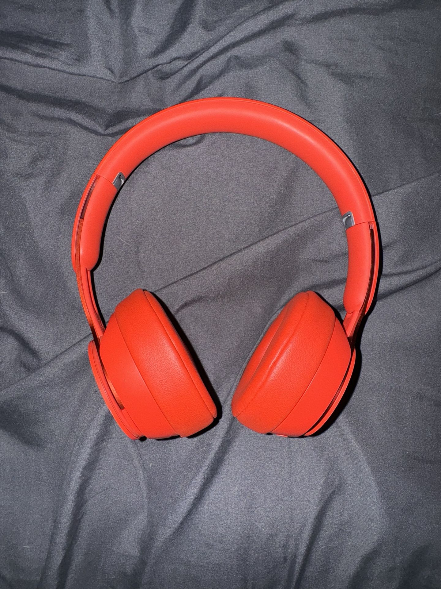 Beats Solo Pro 