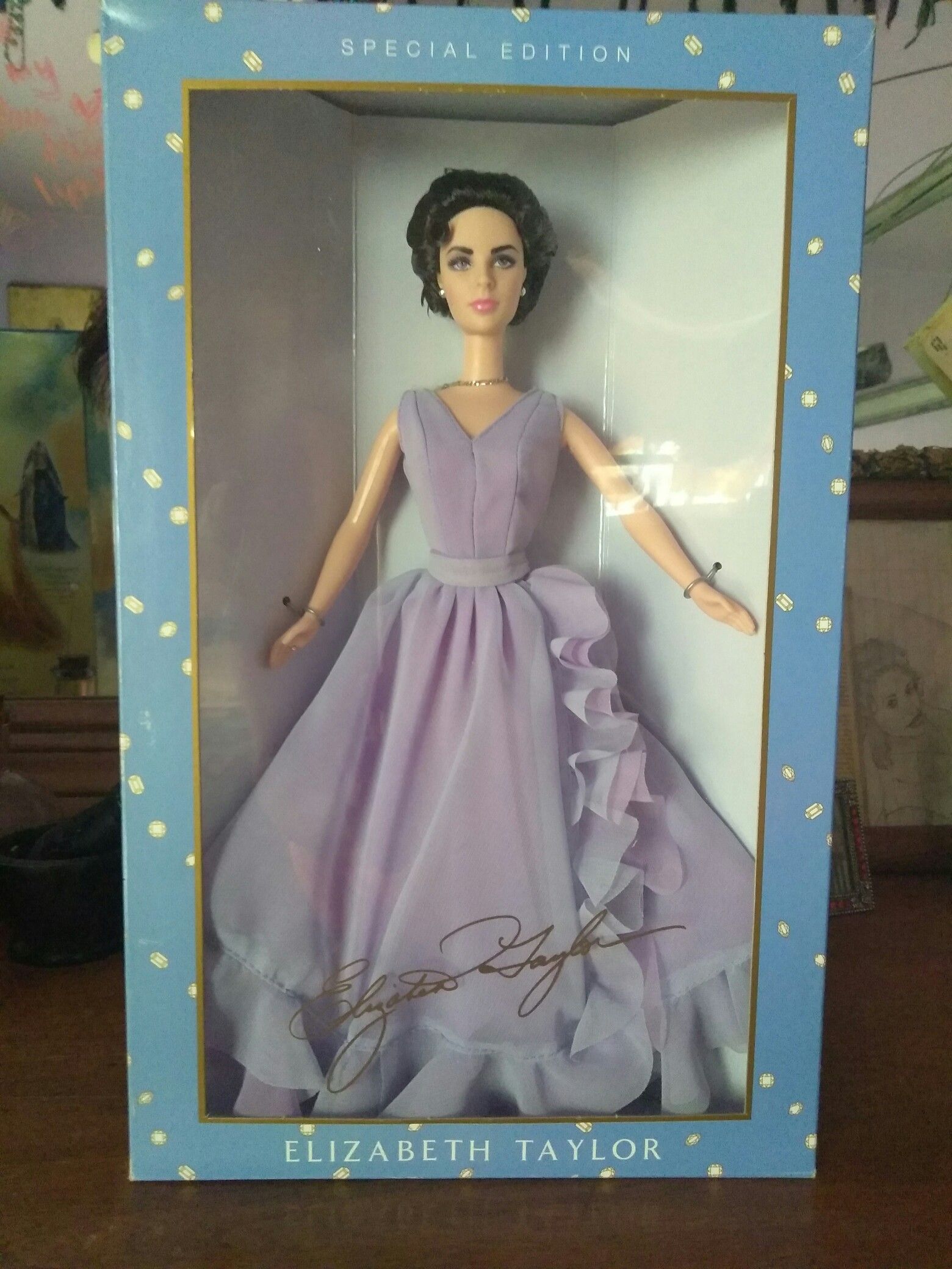 Barbie special edition Elizabeth Taylor