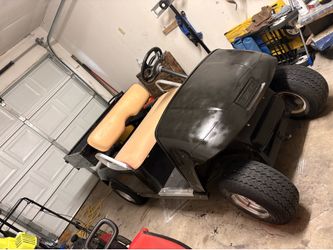 EZ-GO GOLF CART