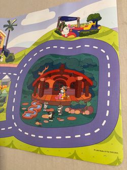 Colorful Bluey play mat set