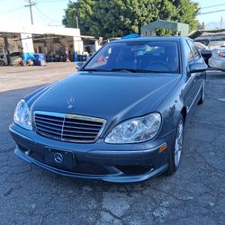 2006 Mercedes Benz S430
