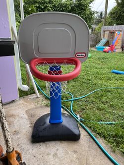 Adjustable little tykes basketball hoop