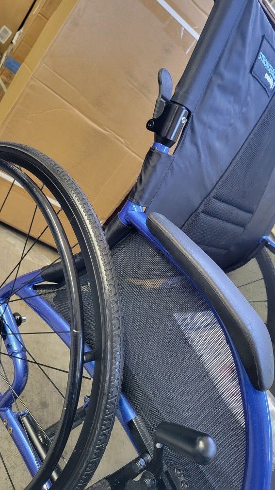 Strongback mobility Comfort 24+AB Lightweight Wheelchair, Wheelchairs, Wheel Chair, Silla De Ruedas