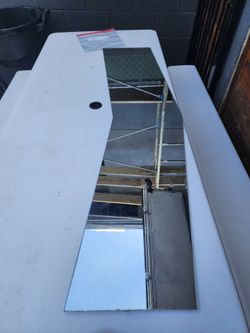 Free mirror