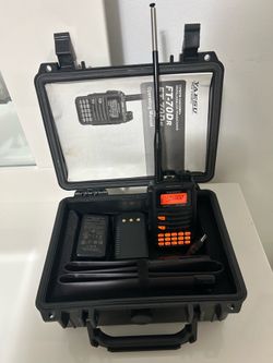Ham Radio Yeasu FT 70 DR hand held.