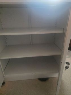 Metal cabinet