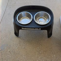 Elevated Dog Feeder And 100lb storage bin