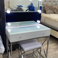Vendo Vanity Estilo Hollywood Preguntar Por Precio 