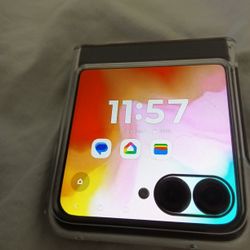 Mint Condition Moto Razor Phone Unlocked Unbranded 256 Gig