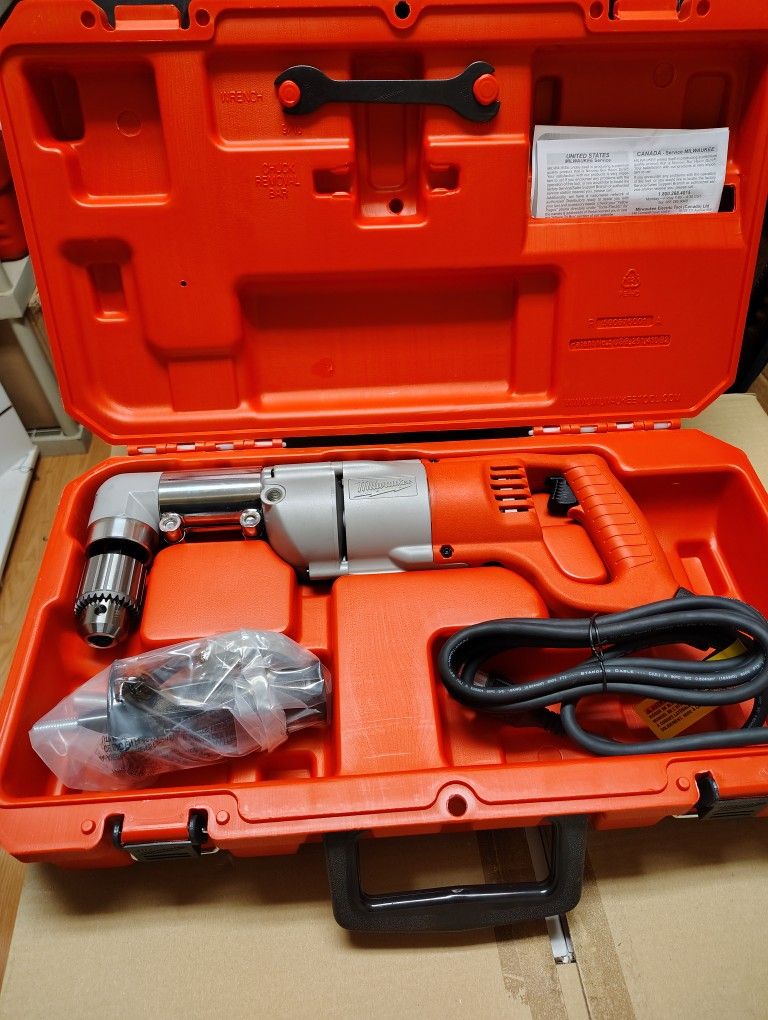 Milwaukee Corded Right - Angle Drill Kit with hard case ( NEW ) 48-06-2871