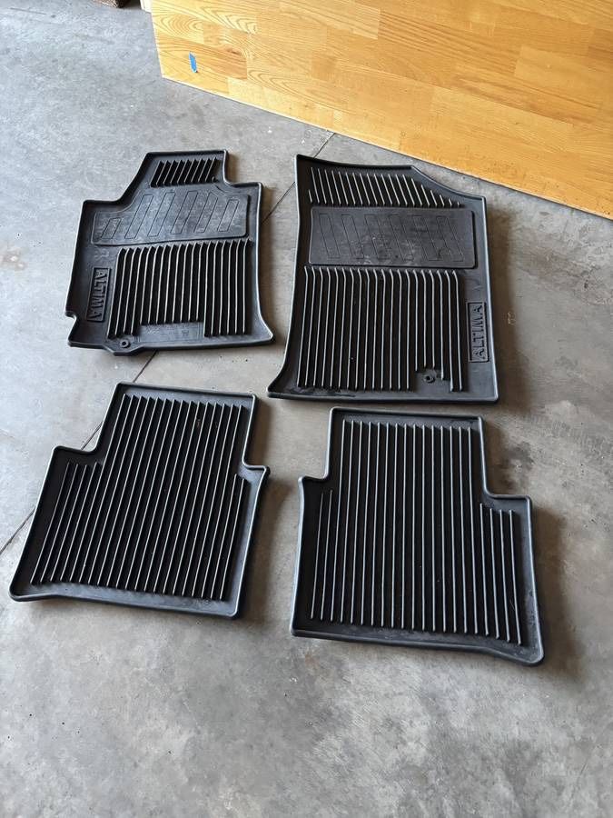 Full set of Nissan floor mats from 2011 altima. They worked 2007 -2015 altima too.