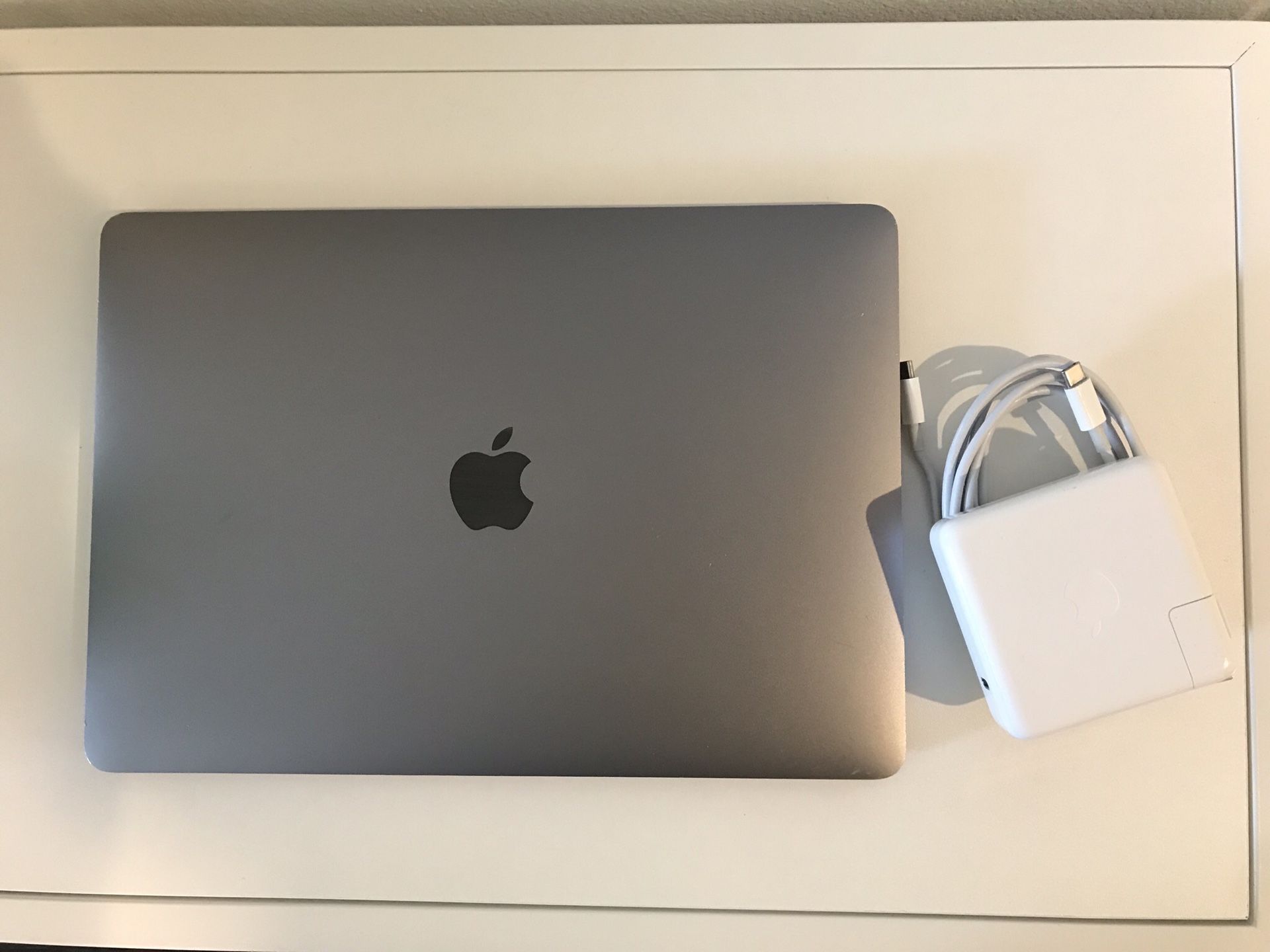 Apple MacPower Book Pro 13” 500GB Storage 16GB Memory