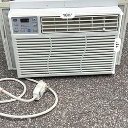 LG 8,000 BTU Window AC Unit – Digital, Blows Cold