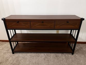 Entryway storage table