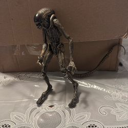 Neca Dog Alien 