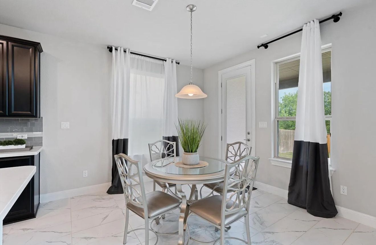 Ashley Dining Table With Mirror Top & 3 Chairs 