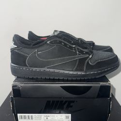Jordan 1 Retro low Travis Scott Phantom Size 8 Brand New DS 