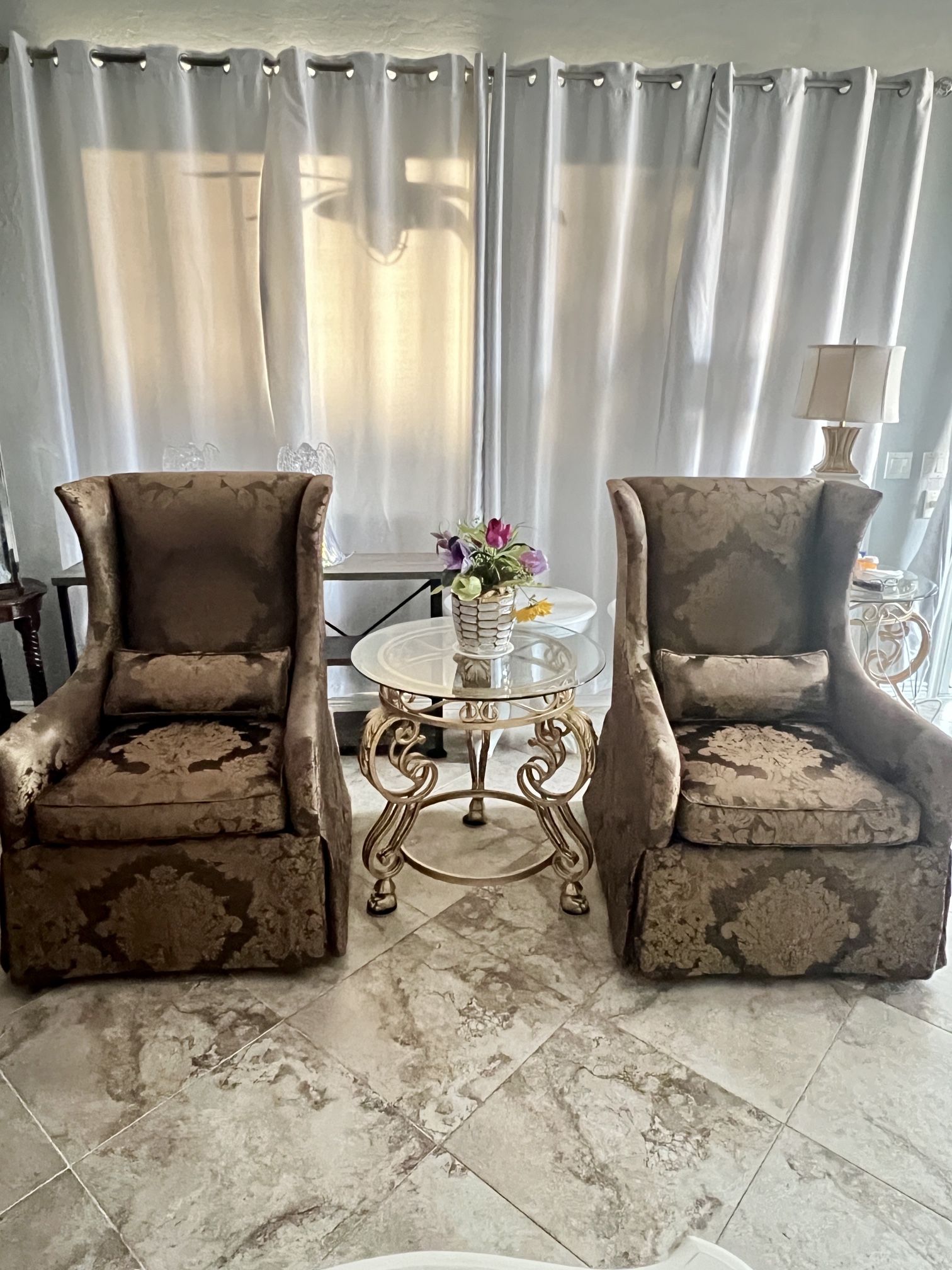 Oversized Wingback chairs ππ
π