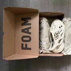 Yeezy Foam Runner “ Sand ”