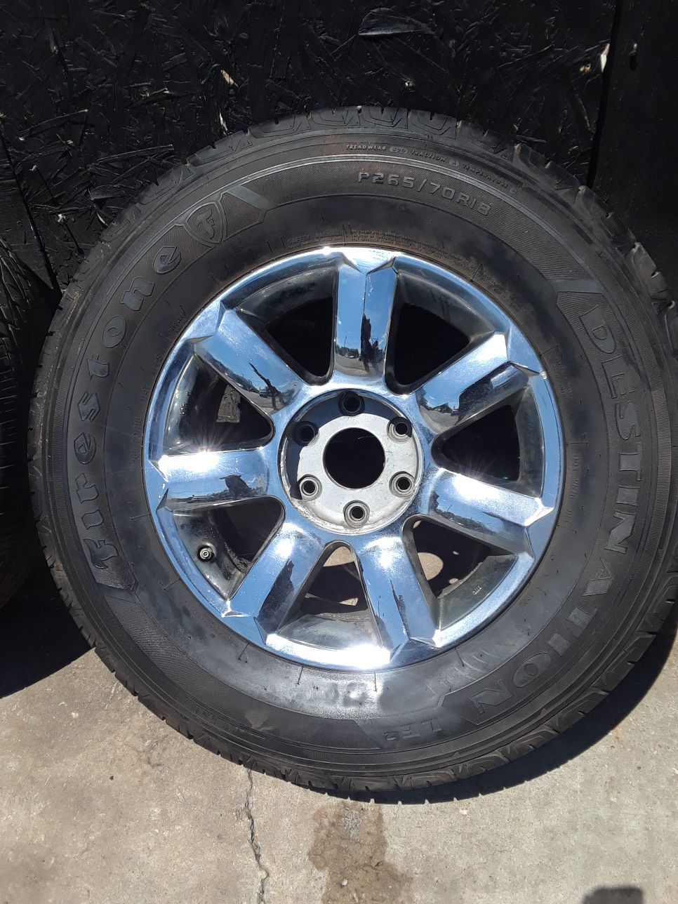 Used rims for infinity truck 18"