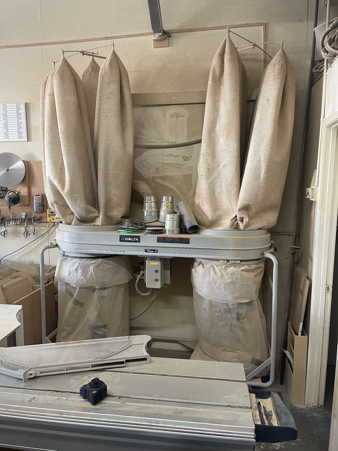 Delta 50-765 2 Bag Dust Collector