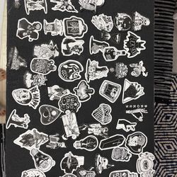 Assorted Stickers, Noir And Anime Cartoon Figures & Pins