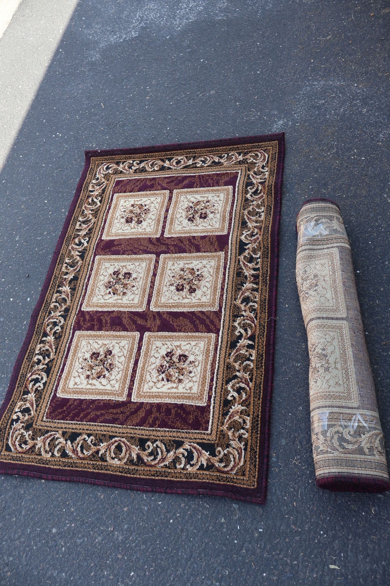 2 Pack Embroidered Rugs