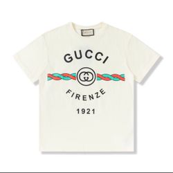 Gucci T Shirt  Men Size Large 