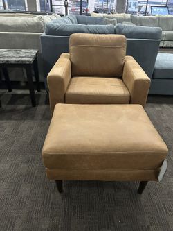 Camel Comfy Chair And Ottoman 