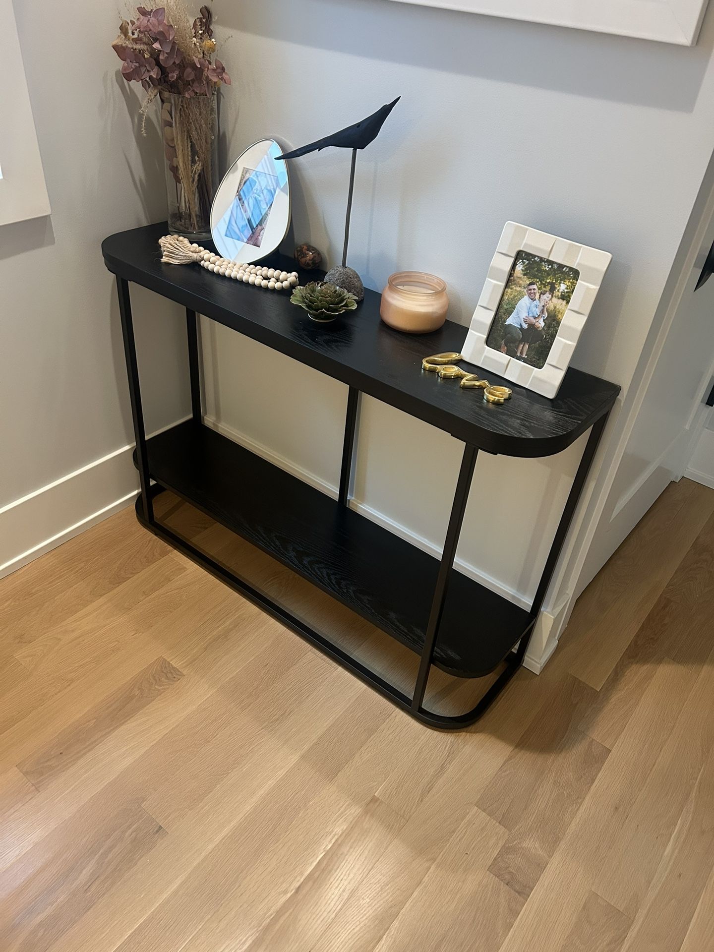 Black side table / entry table